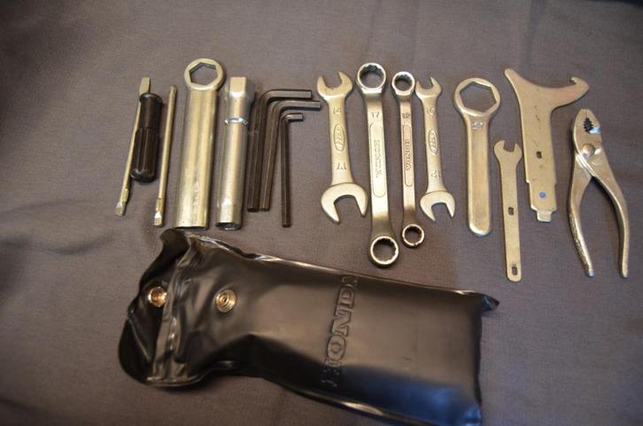 Honda valkyrie  flat six  / F6C  GL1500 gereedschap / boeken, Motoren, Onderdelen | Honda, Gebruikt, Ophalen of Verzenden