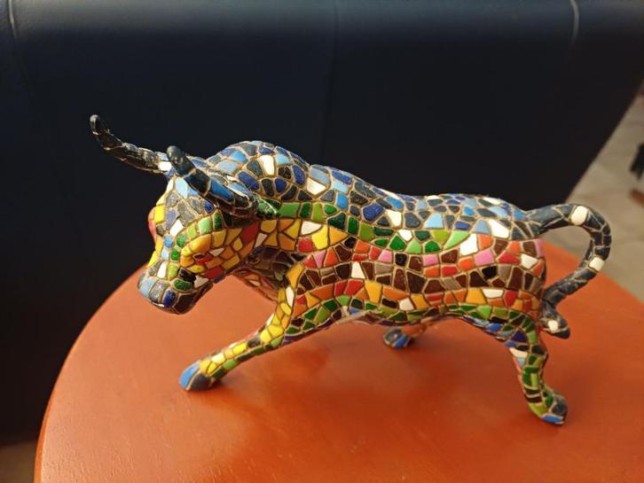 Beeldje, mozaïek, van stier, Gaudi stijl, Verzamelen, Beelden en Beeldjes, Nieuw, Dier, Ophalen