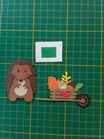 N1 Stansjes egeltje met gevulde kruiwagen, Ophalen of Verzenden, Nieuw, Overige thema's, Overige typen