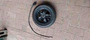 Piaggio zip band met velg beschikbaar voor biedingen