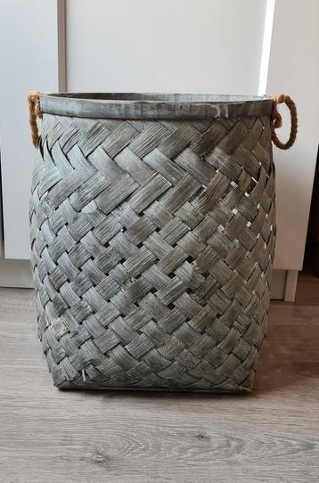 Leuke rieten mand