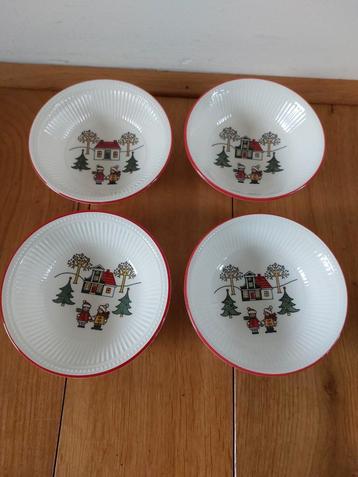 Wedgwood Windsor Christmas Kommen beschikbaar voor biedingen