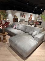 Hoekbank uptown met hocker (€1098 samen), Ophalen, Hoekbank, 300 cm of meer, Zo goed als nieuw