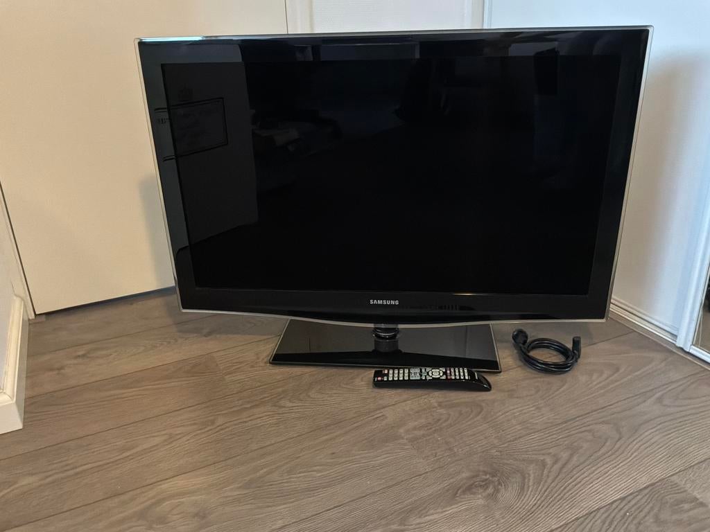 Samsung 40" Full HD LCD TV (LE40B650), Ophalen, LCD, Zo goed als nieuw, 100 Hz