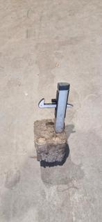 Poortvanger met betonblok - Locinox, Ophalen