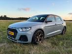 Audi A1 30 Tfsi 116pk 2020 Nardo gray, Auto's, Audi, Stof, A1, Zwart, Handgeschakeld