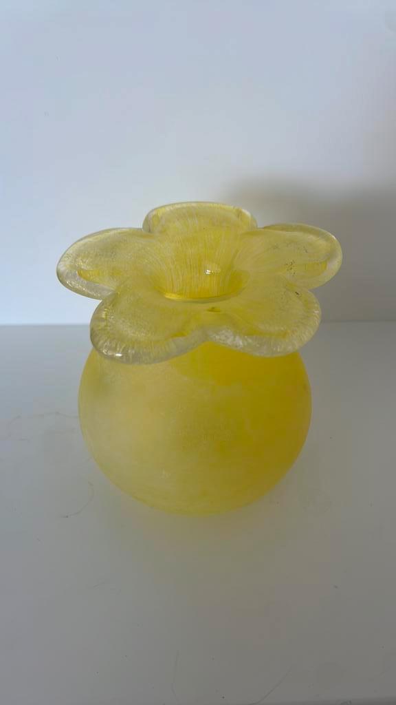 Vaas Glas Geel Bloem Frosted, Huis en Inrichting, Woonaccessoires | Vazen, Zo goed als nieuw, Overige kleuren, Minder dan 50 cm
