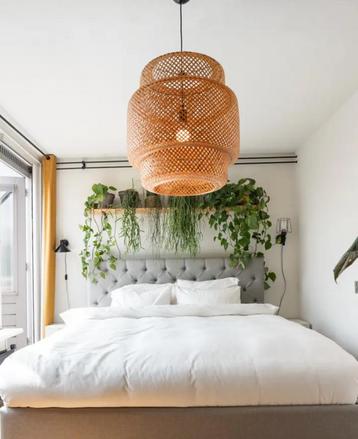 2x bamboe Sinnerlig hanglamp en 2x tafellamp (va eind juli beschikbaar voor biedingen