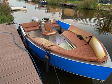 TOPCRAFT ALU TENDER SLOEP 100PK MET LIGPLAATS 2018 FULL OPT. beschikbaar voor biedingen