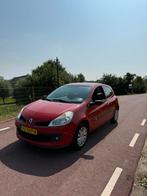 Renault Clio 1.2 16V 75 pk 3D 2008 Rood, Auto's, Renault, Voorwielaandrijving, 74 pk, 4 cilinders, 1055 kg