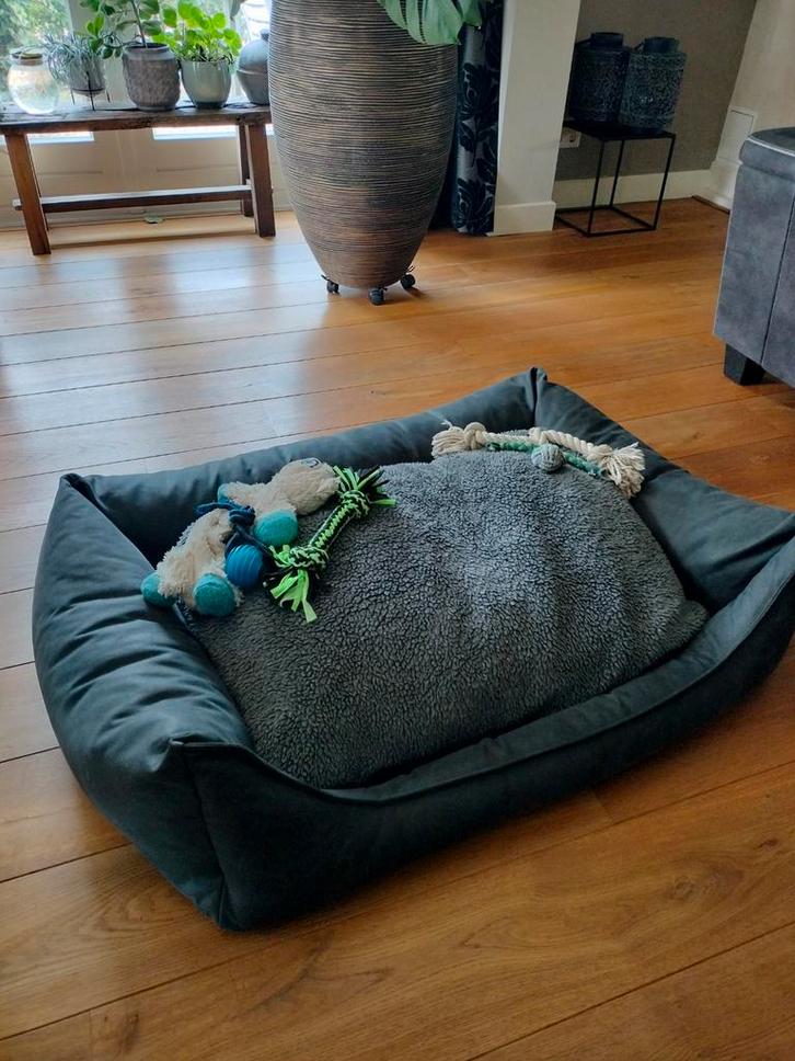 Hondenmand, Dieren en Toebehoren, Hondenmanden, Zo goed als nieuw, Pluche, Verzenden