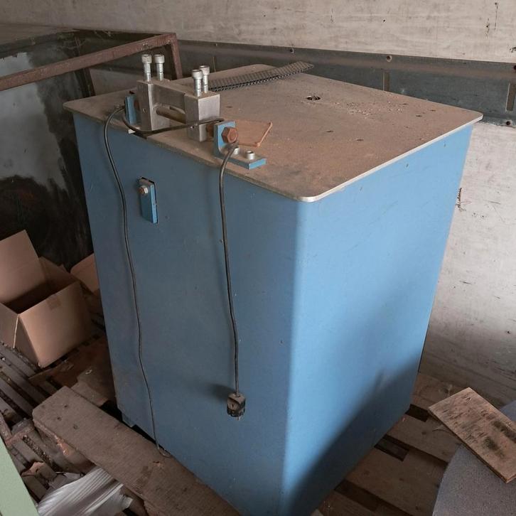 Tafel Freesmachine - Gebruikt, Zakelijke goederen, Machines en Bouw | Industrie en Techniek, Ophalen of Verzenden