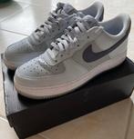 Nike Air Force 1 '07 LV8 - Maat 45 - Zo goed als nieuw, Ophalen of Verzenden, Zo goed als nieuw, Overige kleuren, Sneakers of Gympen
