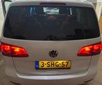 Volkswagen Touran 2.0 TDI 103KW 140PK Dsg6 Cross 2013 Wit, Auto's, Volkswagen, Automaat, Euro 5, Stof, 1503 kg
