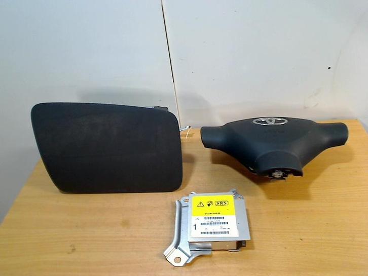 Airbag Set + Computer Toyota Aygo (B10) (2005-07/2014-05), Auto-onderdelen, Interieur en Bekleding, Toyota, Gebruikt