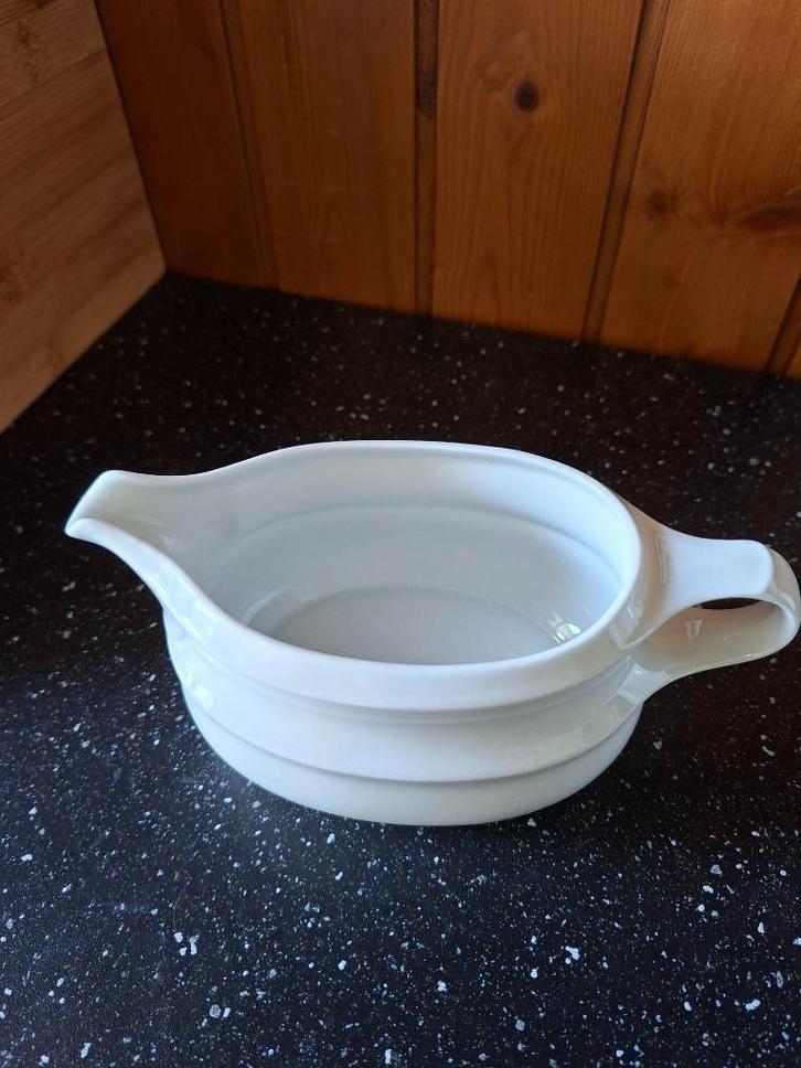 Mooie onbeschadigde sauskom van wit porcelein, Antiek en Kunst, Antiek | Servies los, Ophalen of Verzenden