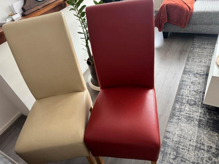 Eettafel met 6 leren stoelen (beige/rood), Huis en Inrichting, Stoelen, Gebruikt, Vijf, Zes of meer stoelen, Leer, Overige kleuren