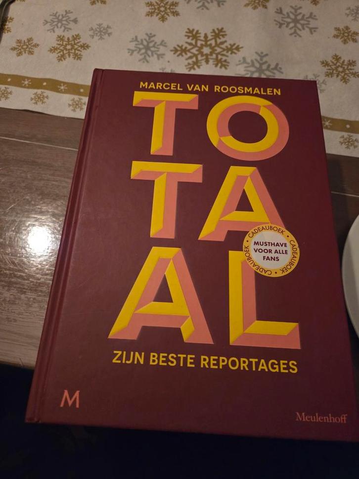 Totaal - Marcel van Roosmalen - Zijn Beste Reportages, Boeken, Overige Boeken, Zo goed als nieuw, Ophalen of Verzenden