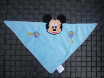 Licht blauw driehoek doekje lapje Mickey mousse Disney 2x  beschikbaar voor biedingen