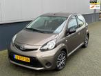 Toyota Aygo 1.0 VVT-i Now Airco Carplay Android Facelift lag, Voorwielaandrijving, Euro 5, Navigatiesysteem, Gebruikt