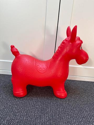 Skippy Paardje Rood beschikbaar voor biedingen