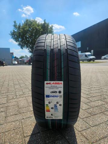 Nieuwe zomerbanden 225 45 17 Lassa Revola beschikbaar voor biedingen