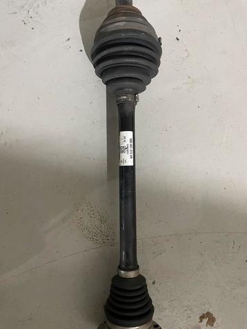 5q0 407 272ER Golf 8R aandrijfas rechts voor beschikbaar voor biedingen