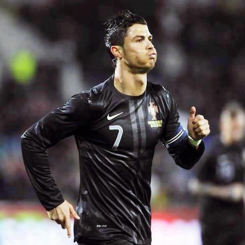 Cristiano Ronaldo 2013 limited edition shirt (uniek!), Kleding | Heren, Sportkleding, Nieuw, Voetbal, Overige maten, Zwart, Ophalen