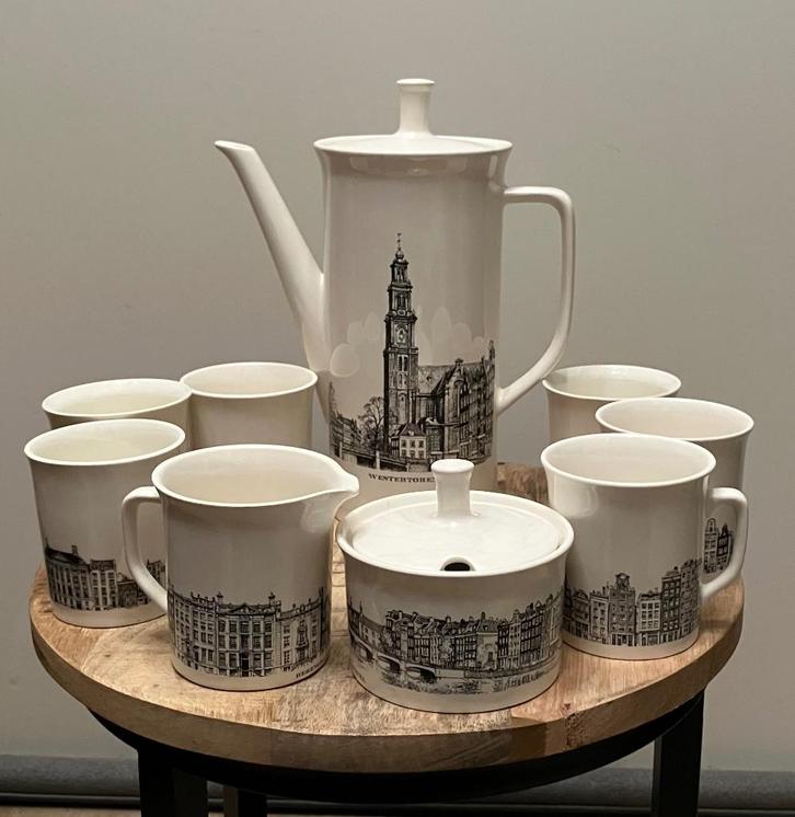 Villeroy en Boch Servies; Afbeeldingen van Amsterdam; 8delig, Antiek en Kunst, Antiek | Servies compleet, Ophalen of Verzenden