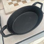 Twee Gietijzeren Ovale Braad schaalpannen, Ophalen of Verzenden, Zo goed als nieuw, Gietijzer, Koekenpan of Braadpan