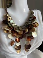 Vintageketting van parelmoer schelpjes, Ophalen of Verzenden, Zo goed als nieuw, Steen of Mineraal