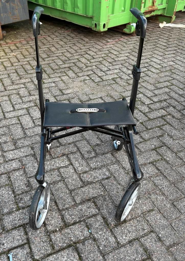 Carbon Rollator ‘Drive Nitro’ (5 kg), Diversen, Rollators, Zo goed als nieuw, Lichtgewicht, Ophalen