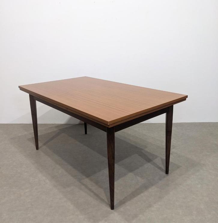 Uitschuifbare eettafel, jaren 60., Huis en Inrichting, Complete eetkamers, Gebruikt, 4 tot 6 stoelen, Ophalen