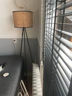 Vloer lamp, Huis en Inrichting, Lampen | Vloerlampen, Ophalen, Zo goed als nieuw, 150 tot 200 cm