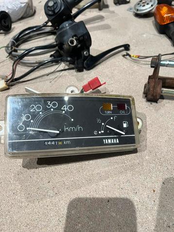 Yamaha mint onderdelen alles in 1 koop €40 beschikbaar voor biedingen