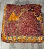 Vintage poef, marokkaanse poef , zitkussen, Ophalen of Verzenden, Zo goed als nieuw, 50 tot 75 cm, Vierkant