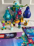 100% compleet Lego 41255 Trolls Pop village celebrations, Ophalen of Verzenden, Zo goed als nieuw, Complete set, Lego