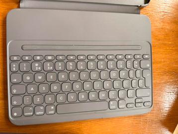 Logitech Slim Folio Keyboard Case – iPad beschikbaar voor biedingen