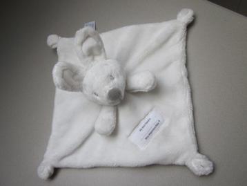 VIB Very Important Baby wit zacht pluche knuffeldoek konijn  beschikbaar voor biedingen