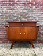 mid century kastje, Huis en Inrichting, Lisa, Vintage, Second chance, Zo goed als nieuw