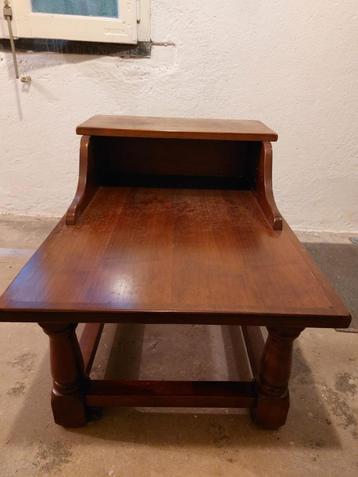 Kersenhouten Bijzettafel beschikbaar voor biedingen