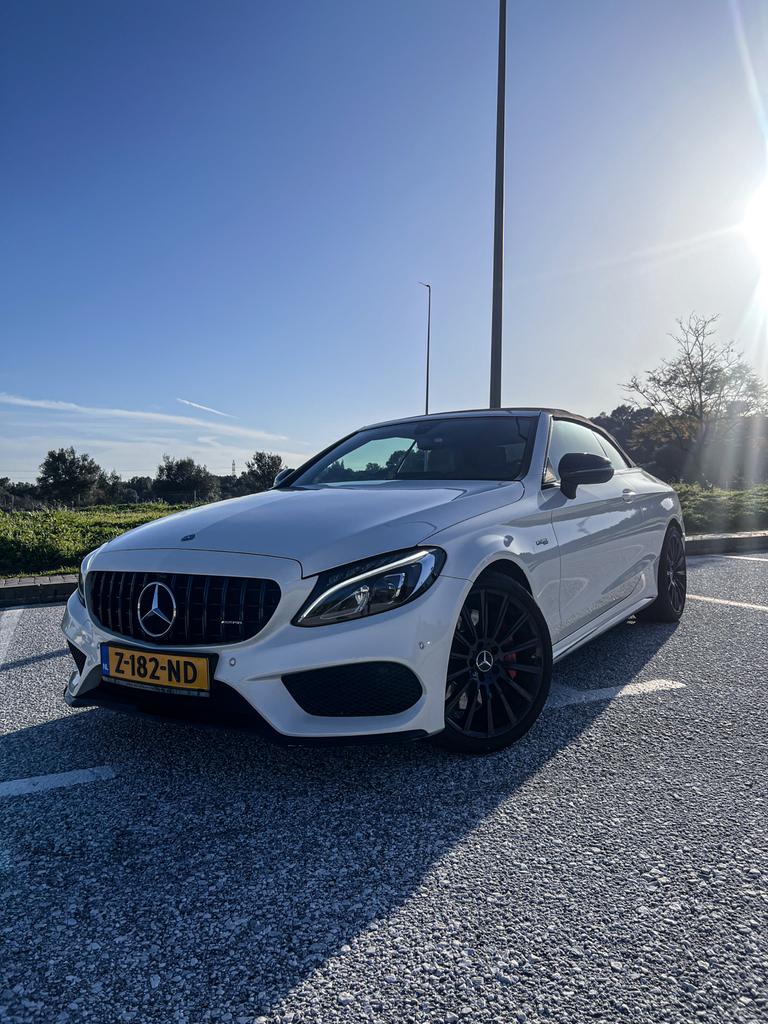 Mercedes-Benz C-Klasse C43 AMG 367pk 9G-TRONIC 4MATIC 2017, Automaat, Beige, 1770 kg, 4 stoelen