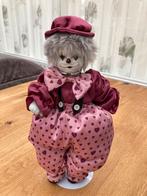 Vintage Porseleinen Clown Pop op standaard, Verzamelen, Poppen, Ophalen of Verzenden, Pop