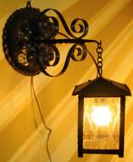 Lamp. Smeedijzer en glas., Antiek en Kunst, Ophalen of Verzenden