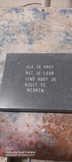 Natuursteen bordje met tekst, Ophalen of Verzenden