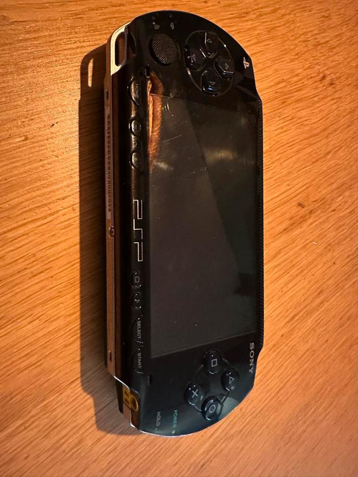 Sony PSP 1004 - PlayStation Portable, Spelcomputers en Games, Spelcomputers | Sony PSP, Gebruikt, PSP, Zwart, Ophalen of Verzenden