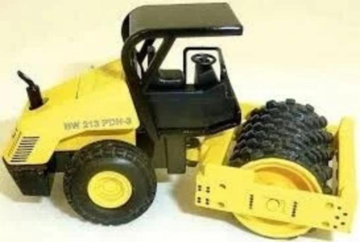BOMAG BW213 2010 zwarte cabine, Hobby en Vrije tijd, Modelauto's | 1:87, Nieuw, Hijskraan, Tractor of Landbouw, Overige merken