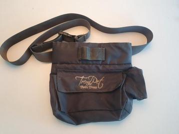 Twin Treat EQ (variant op Click 'n Treat bag) beschikbaar voor biedingen
