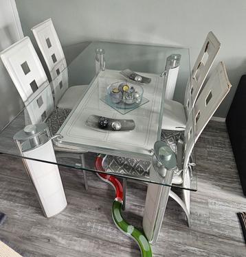 Gratis  beschikbaar voor biedingen