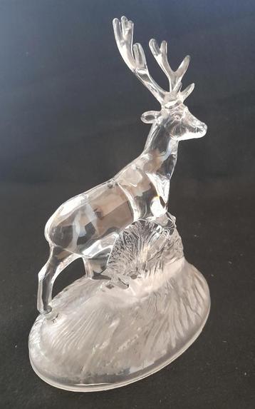 Cristal d'Arques edelhert Frans kristal beschikbaar voor biedingen